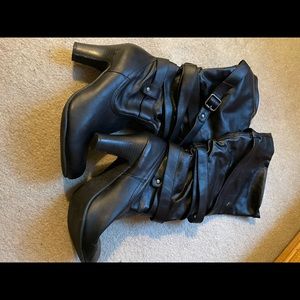 Womens black boots size 10